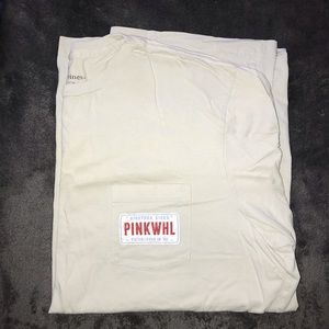 Vineyard Vines t-shirt